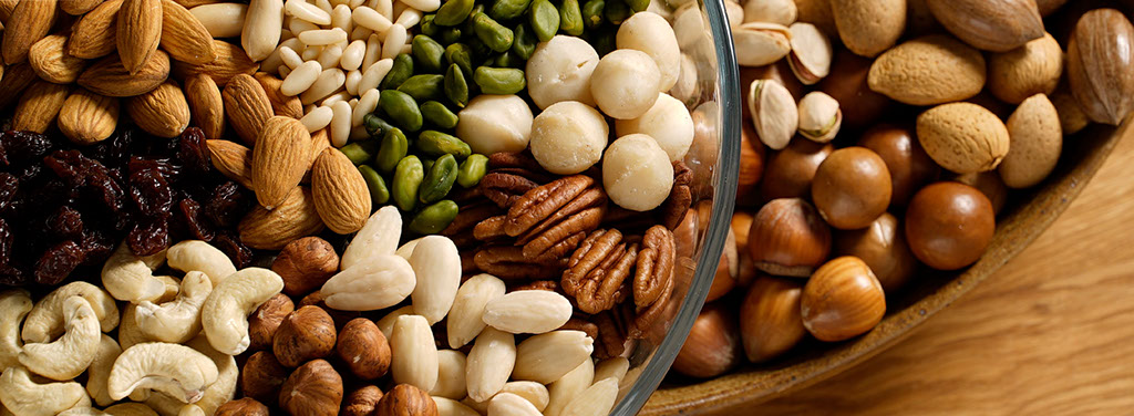 Pinoli Italia | Pistacchi sgusciati verdi Iran | Noci di Macadamia Australia | Noci di Pecan USA | Mandorle pelate California | Nocciole Italia 